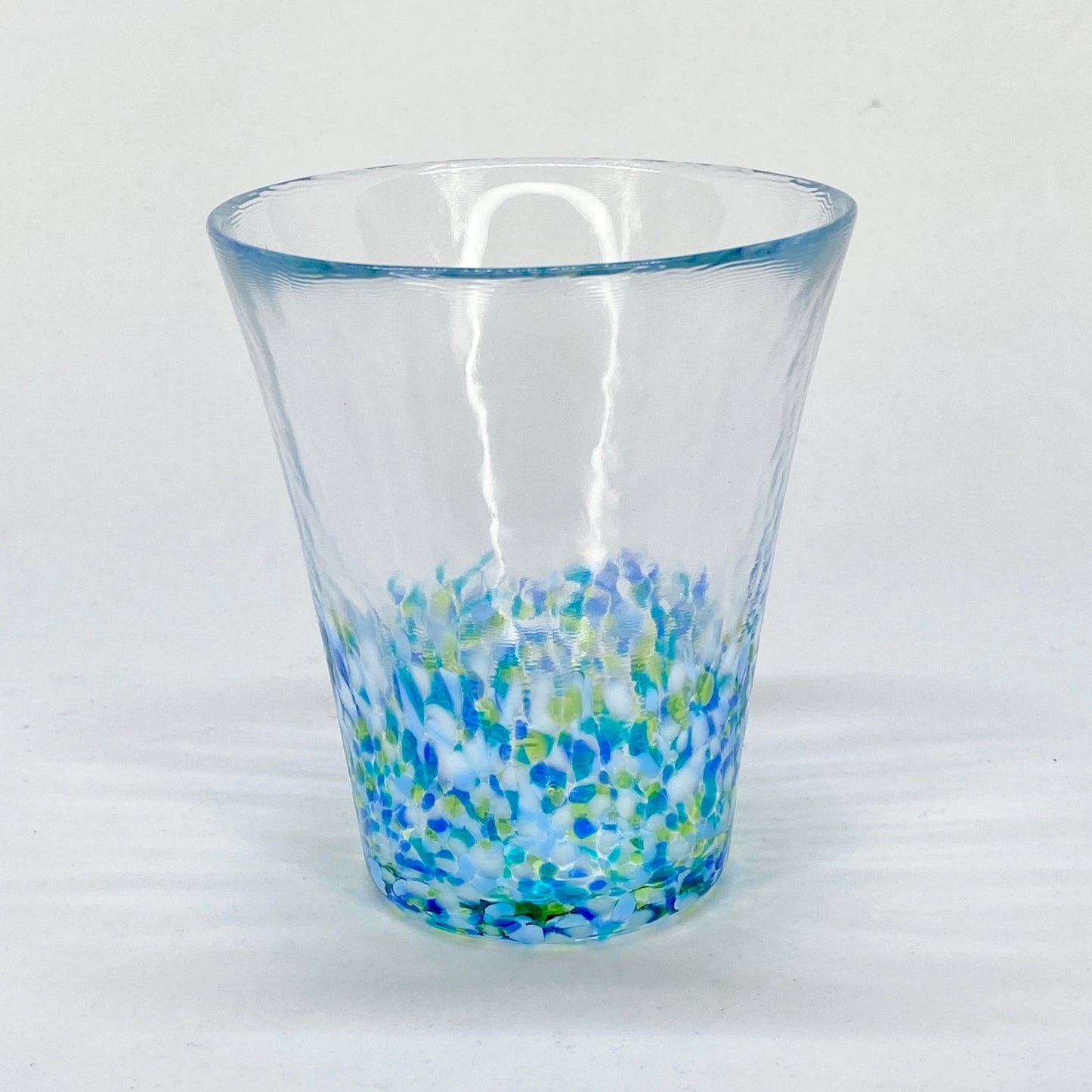 RAINY SEASON HYDRANGEA HANDBLOWN GLASS TUMBLER