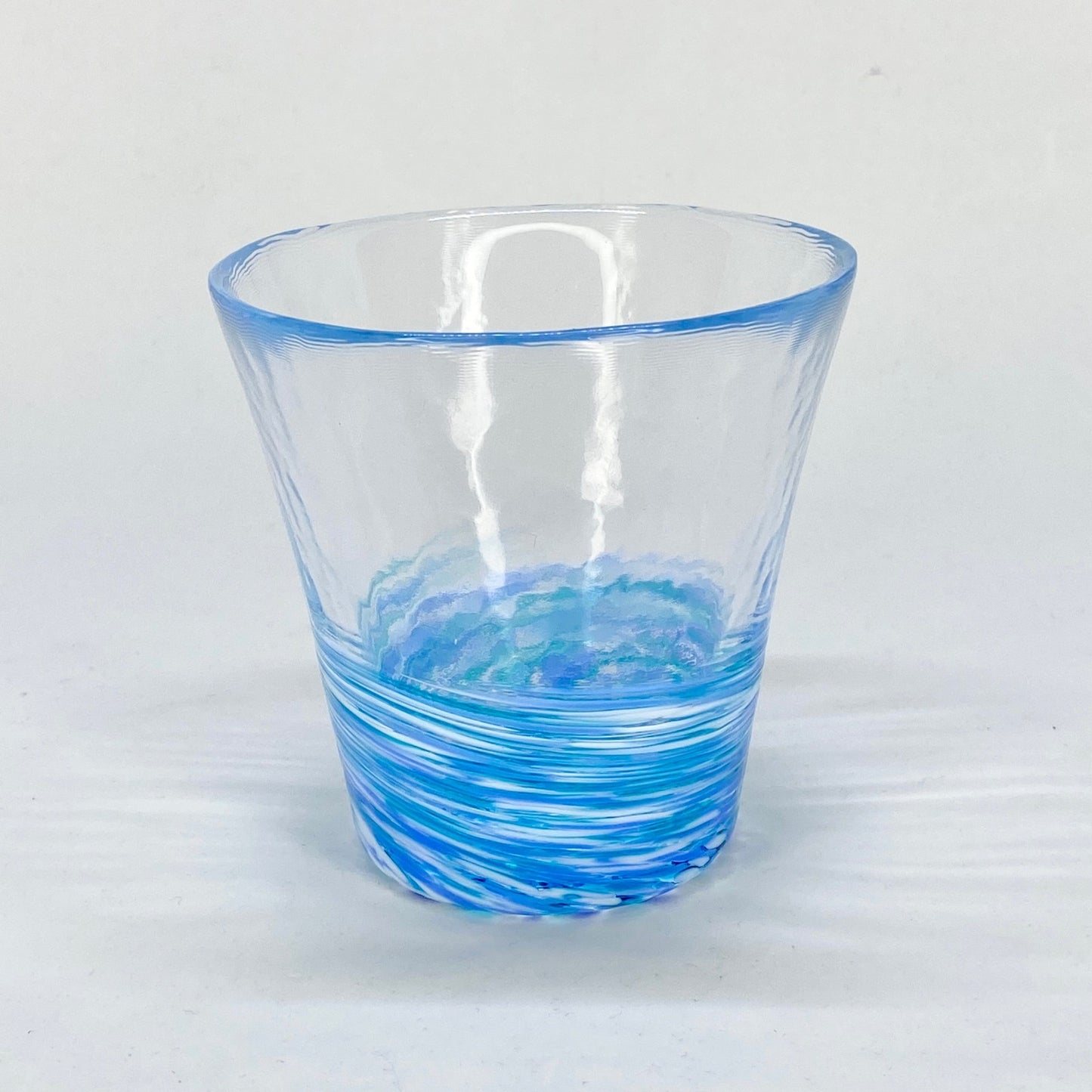 DAYFLOWER HANDBLOWN GLASS TUMBLER