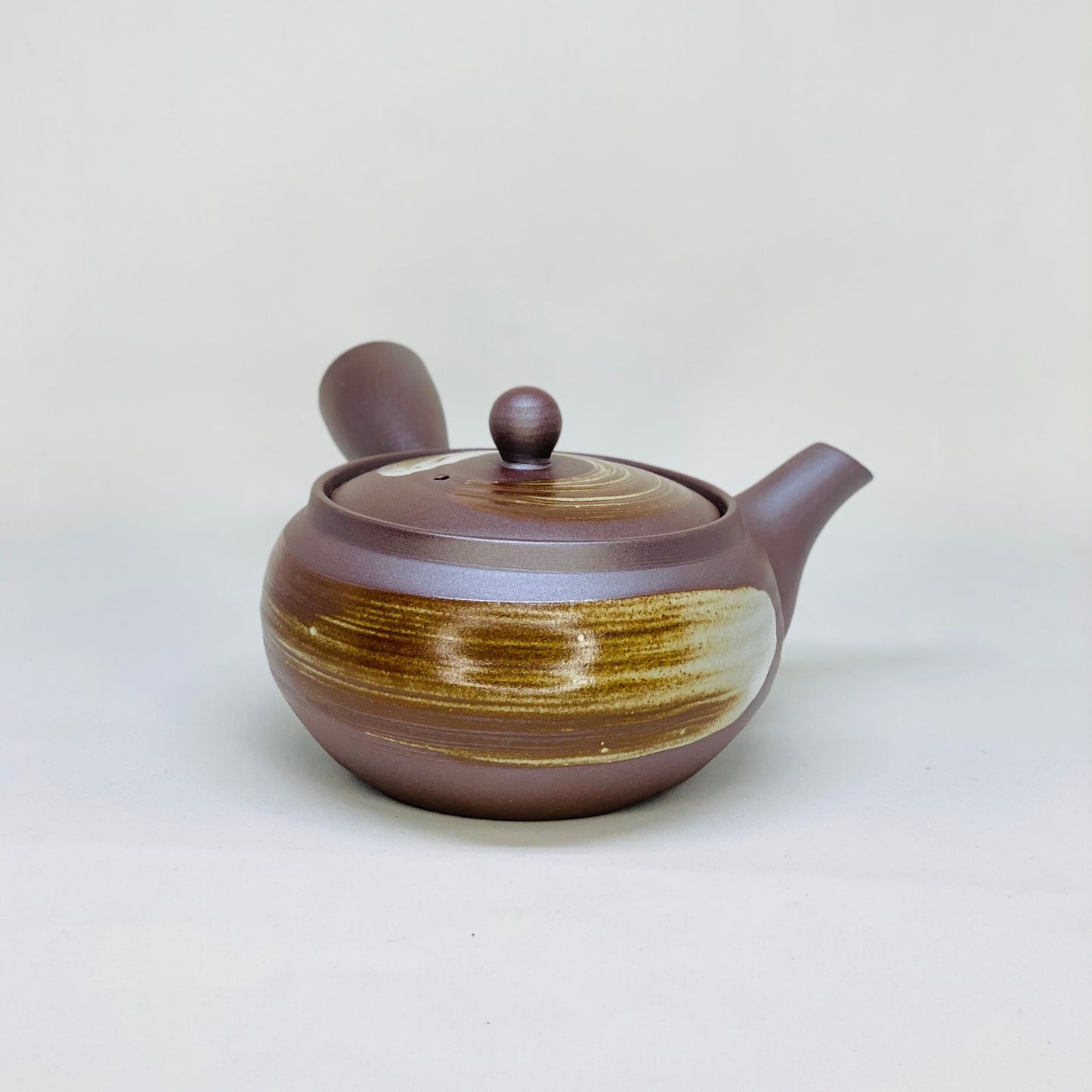 White eye brush stroke Side-handle Teapot